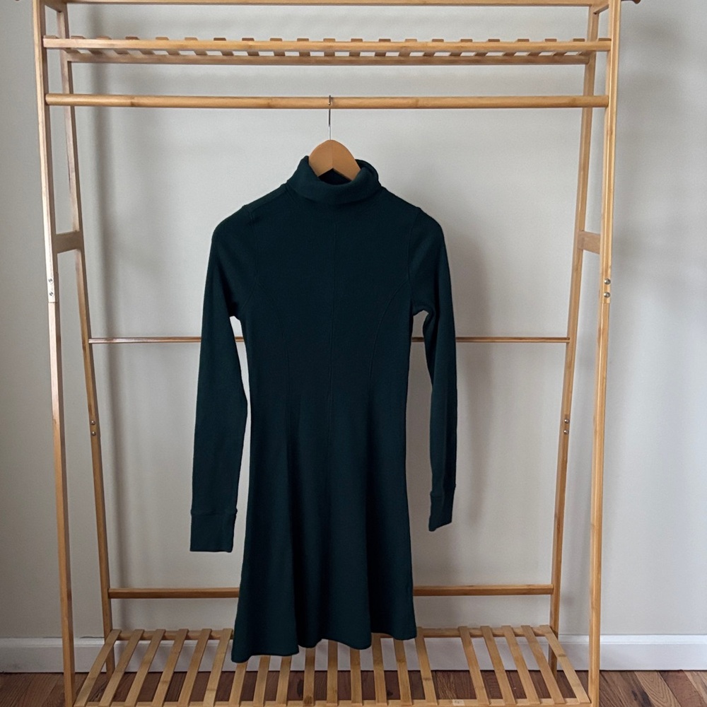 UpWest Elegant Dark Green Long Sleeve Dress